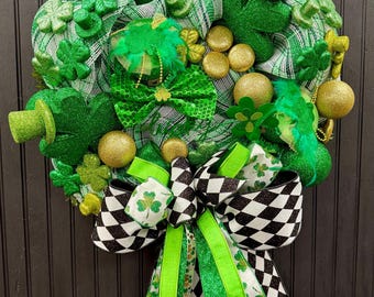 St. Patrick's Day Wreath: Glittery Shamrocks, Hats, Gold Coins, Festive Bow
