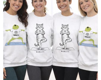 Grappige yoga-sweatshirt met Namaste-print: kikker en kat | Dameshoodie | Leuk yoga-shirt met dierenprint | Outfit voor een vriendengroep | Yoga-cadeau