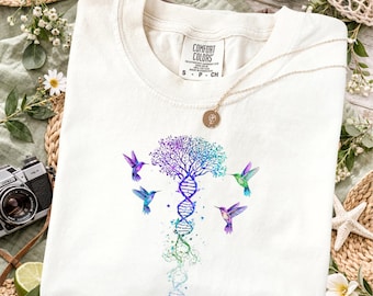 Levensboom DNA Kolibrie T-shirt | Kleurrijk spiritueel T-shirt | Natuur & Wetenschap Design | Mindfulness Dameskleding | Uniek Cadeau