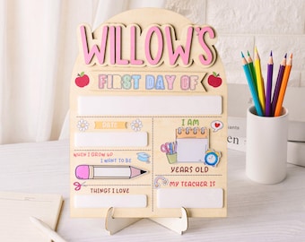Personalized Back To School Sign, Kindergarten 1st Day of School Sign, Custom Name Sign