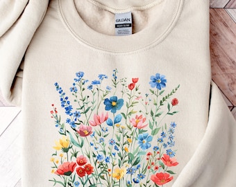 Flower Tshirt ,Aesthetic Wild Flower Shirt ,Botanical Floral Tee, Wild Flowers Shirt, Gift For Women ,Garden Lover Shirt ,Wildflower Shirt