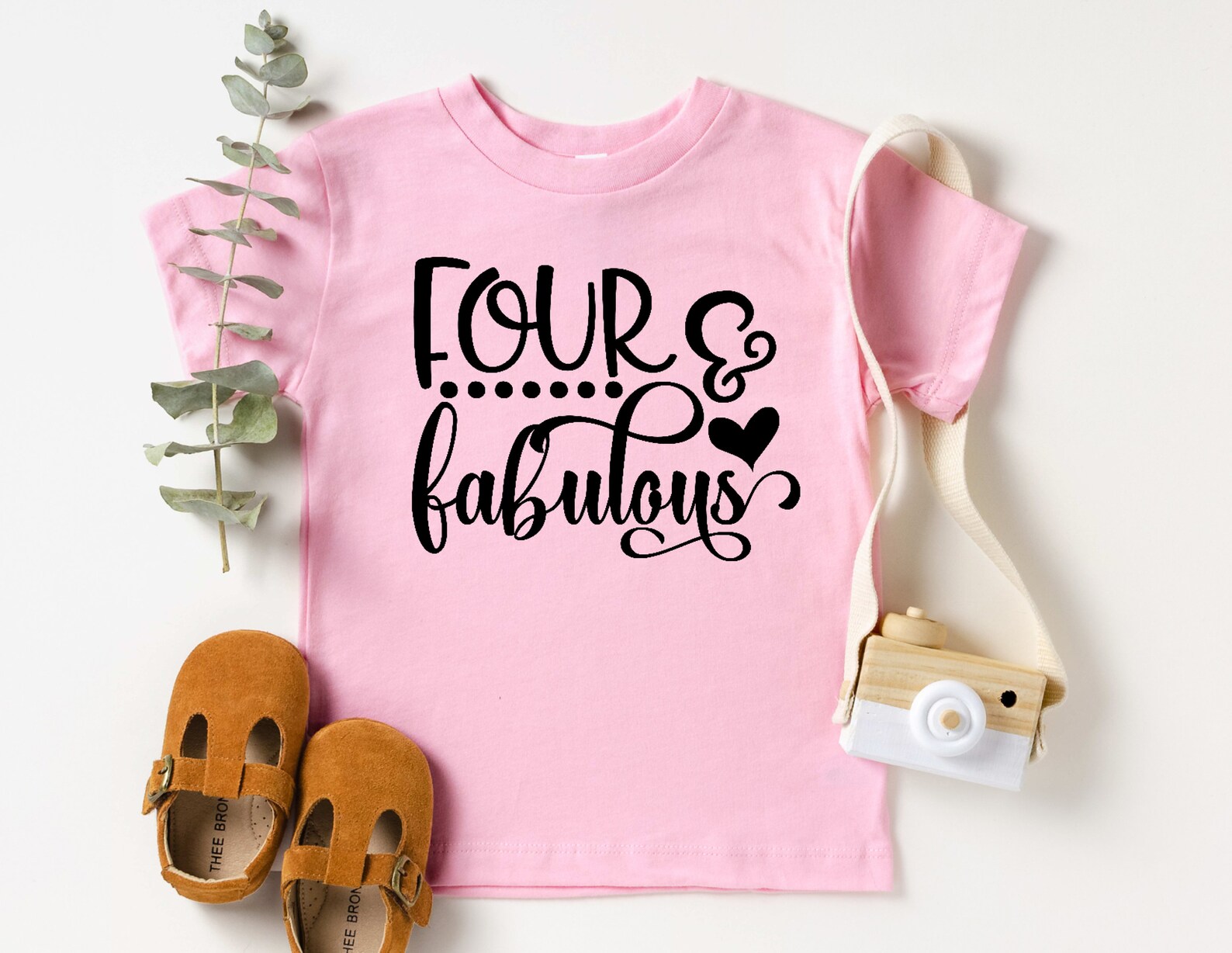 graphic tee designer