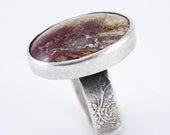 Crazy Lace Cocktail ring with garden vine band Golden Red color Size 9