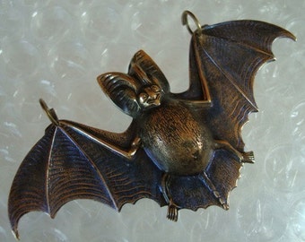 Bat, FAT BELLIED BAT Ready To Fly, 2 Ring Connector, Pendant, 2 7/8 Inches Wide