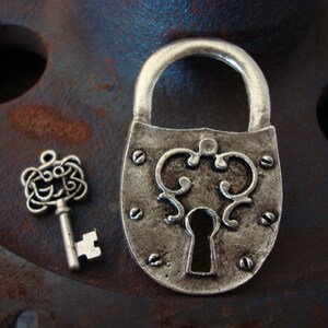 Steampunk Lock and Key, Padlock, Victorian Style, Jewelry Supplies, Silver Ox Only, USA Metals, Craft Supplies
