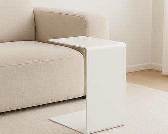 C Shaped Side Table in Powder-Coated Steel – Modern Sofa Companion for Small Spaces