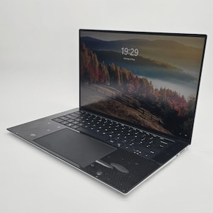 Dell XPS 15 9510 FHD i7-11Gen Rtx 3050Ti 64GB Ram 2TB Ssd Win 11Pro+MS Offi24+Warranty