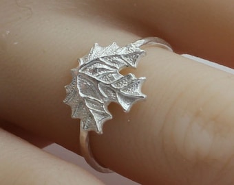 Maple Leaf Ring - Sterling Silver 925 Maple Leaf Ring ,small ring,unique design, handmade, contemporary, Hammered,stackable