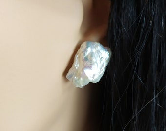 Genuine Baroque pearl earrings. Big pearl earrings. Statement earring. Wild Pearl Earring .stud earrings, wedding earrings, bridal earrings