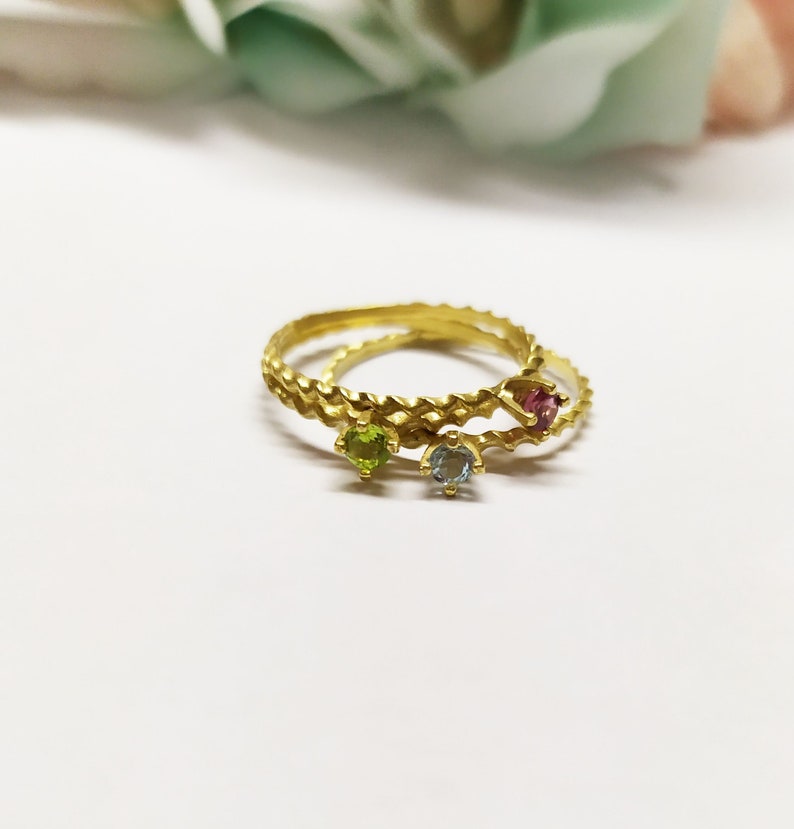 Stapelring, natuurlijke ronde gesneden edelsteen stapelen ring, enkele solitaire ring, delicate sieraden, geschenken voor haar , gouden ring afbeelding 6