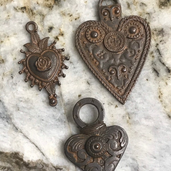 1 pc Pewter Rugged Milagros Heart Cross Religious Pendant Altered Art Supplies Rustic Jewelry old world cross antique Rusty brown (RB2)