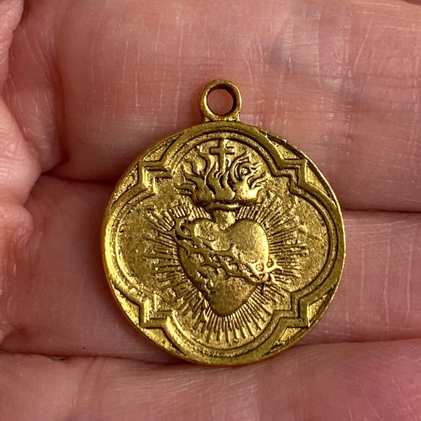 Milagros Heart Ex Voto Flaming Heart Pewter Pendant Catholic medal Religious Supply Antique Gold 1 Pc (PL15)