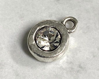 Small Round Preciosa Crystal Organic Bezel Pendant Rustic  Charm earring components bracelet necklace Antique silver 1 pc (PL15)