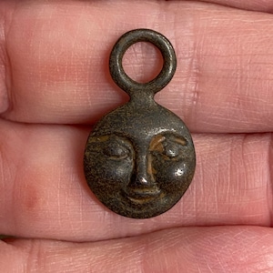 Pewter Moon face Pendant jewelry components Pendant Charm supplies Artisan Original Antique rusty brown 1 pc (RB5)