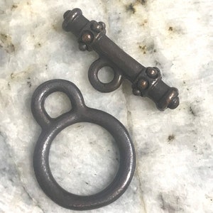 Pewter Antique RUSTY Brown Tibetan Style Toggle Clasps Lead Free Toggle made in America LARGE 1 set (RB2)