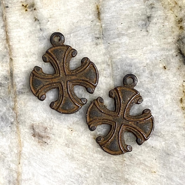 Pewter Maltese Cross Religious Heart Pendant Rustic Supplies Jewelry Religious antique Rusty Brown 2 pcs (RB6)