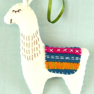 Llama Felt Craft Kit image 9