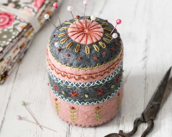 Pincushion Embroidery Felt Craft Kit