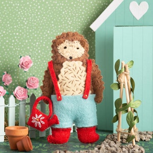 Mr Hedgehog, Gardener, Felt Craft Kit