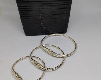 Madagascar Vangovango baby/child bangle bracelet Solid silver Traditional motifs