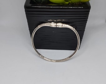 Custom-made Vangovango bangle bracelet from Madagascar, solid silver, Model 3, traditional motifs for women and men