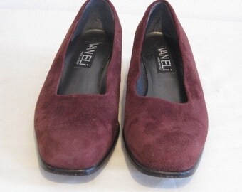 aubergine coloured shoes