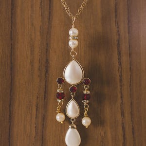 Pearl + Red Bead Drop Necklace, Vintage Gold Chain Necklace, Statement Jewelry Necklace Pearls, Pearl Dangle Necklace, Wedding Party Jewelry