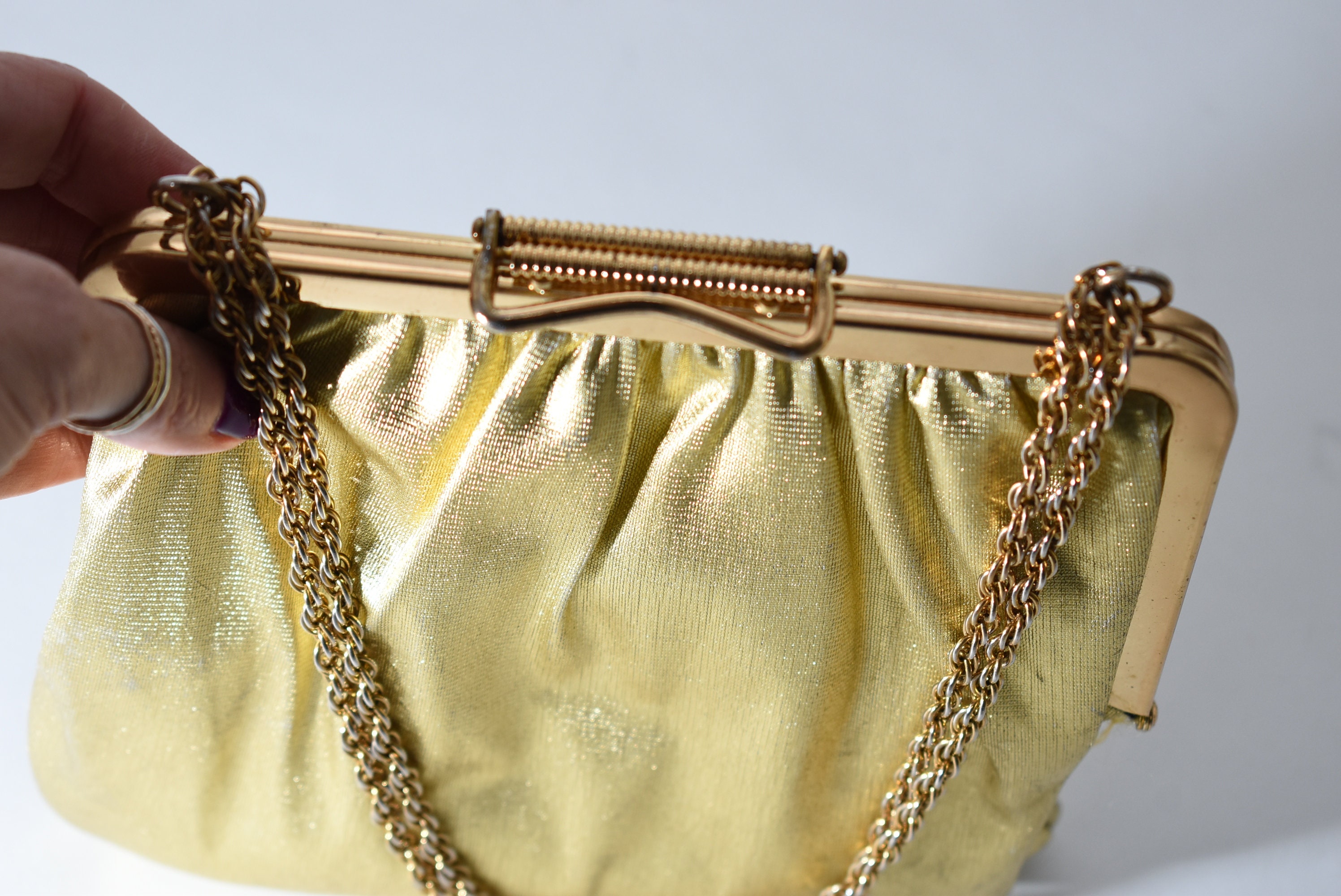 Women's Cloud Clutch Shoulder Bag Ruched Pouch Golden Chunky Chain Bag, Ivory