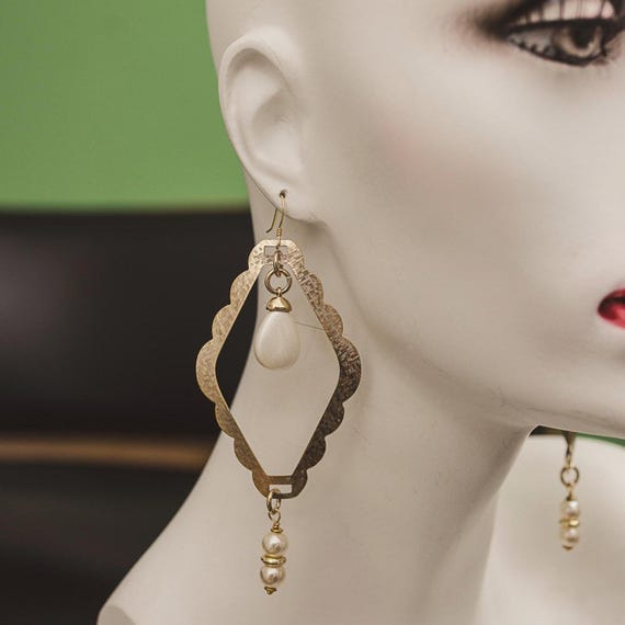 Geometric Diamond Drops