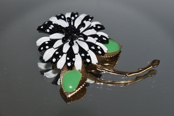 Retro Flower Pin, Black + White Brooches, Vintage