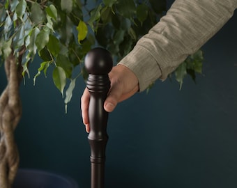 Klassieke herenwandelstok, houten wandelstok, handgemaakte wandelstok met ergonomisch handvat, wandelstok, mobiliteitshulpmiddel