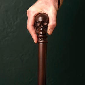Skull Knob Handle Cane, Hand Carved Walking Stick, Handmade Creepy Wood Cane, Gothic Vampire Cane for Men, Custom Spooky Walking Cane