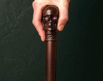 Skull Knob Handle Cane, Hand Carved Walking Stick, Handmade Creepy Wood Cane, Gothic Vampire Cane for Men, Custom Spooky Walking Cane