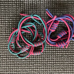 Geflochtener Pferdeschwanzhalter Armband Haargummi Haarband Schnur Gummibänder 8stk