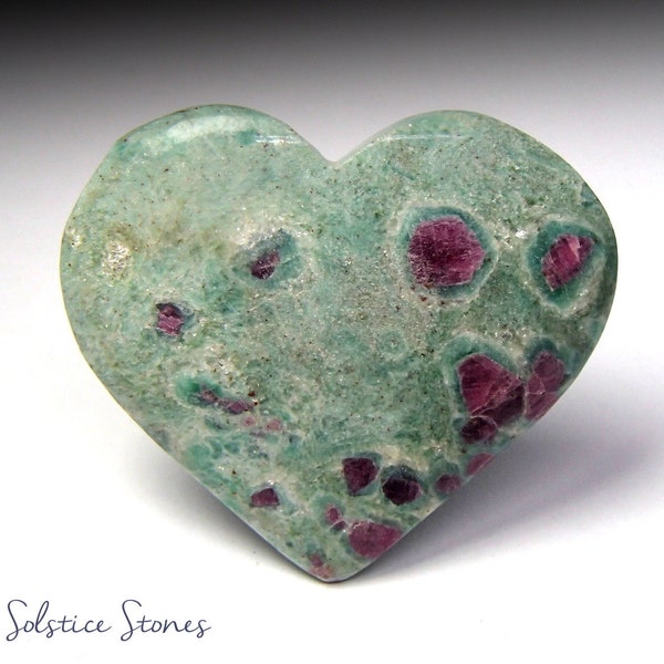 Medium RUBY FUCHSITE Polished Heart // crystal collection. energy healing. chakra stone. mineral specimen. gemstone carving. pink green.