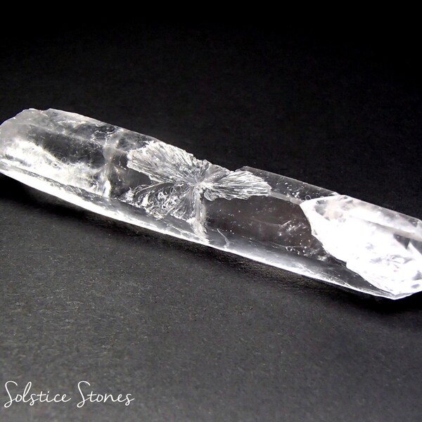 Ice Flower DIAMANTINA QUARTZ Point // crystal healing. mineral specimen. crown chakra stone. gemstone collection. rare. growth interference