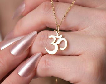 Aum Ohm Necklace – Sacred Om Symbol Pendant, Spiritual Yoga Jewelry, Meditation Necklace, Boho Zen Gift for Mindfulness Lovers
