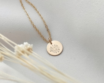 April Birth Flower necklace - Daisy - Birthday jewellery