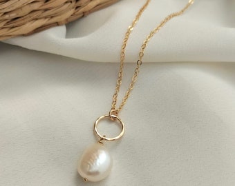 Baroque Pearl & Gold Circle necklace - gold filled chain