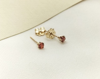 Red Solitaire Stud earrings