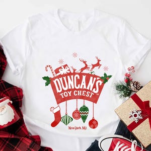 Duncan’s Toy Chest Christmas, Home Alone Holiday Fun, Kevin’s Christmas Plan, Festive Movie Classic, Holiday Mischief, Classic 90s Christmas