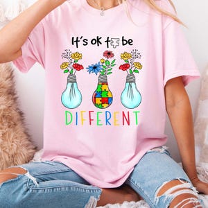 Es ist in Ordnung, anders zu sein Shirt, Autismus Bewusstsein Shirt, Positivität Vibe Sweatshirt, Autismus Unterstützung Shirt, Motivation Shirt, Autismus Monat