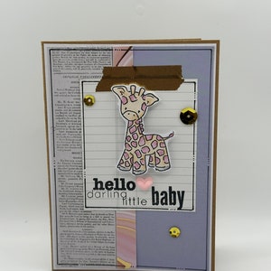 Nueva tarjeta de bebé - Baby Shower, nuevo regalo de bebé, jirafa, bebé de bienvenida, rosa y morado - niña - nueva niña dorada - moderna