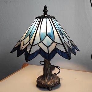 Pattern on a stained glass hexagonal lamp