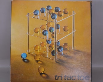 70s 3D Tic Tac Toe Marbles Game Reiss