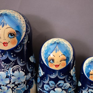 Vintage Winking Eyes Russian 9-Piece Nesting Dolls Set zdjęcie 4