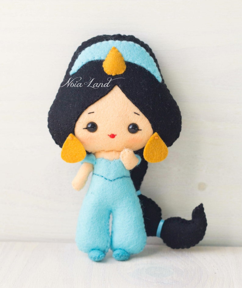 Jasmine. PDF pattern. Felt doll. image 3