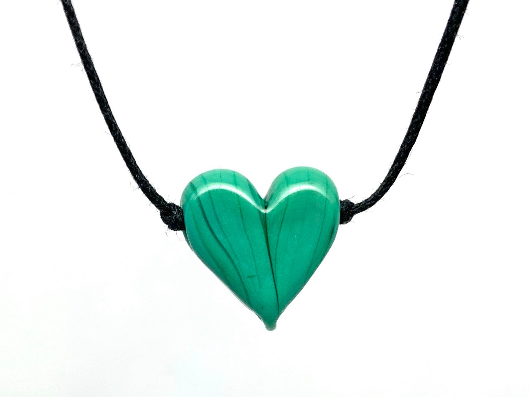 Collier en Lacet avec Pendentif Coeur