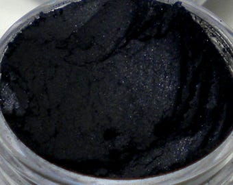 Black EyeShadow - Pure Pigment Mineral Eye Shadow - Classic Smokey Eye Essential - Easy to Apply and Blend - Crease Contour Color