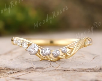 Curved Lily of the Valley Wedding Band, 14K Gold Floral Stacking Ring, Vintage Nature Inspired Carved Flower Leaf Ring, Birthday Flower Ring